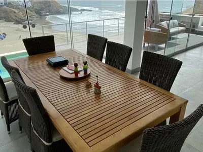 Casa en venta · Cerro Azul · 360 m², 5 dorm.