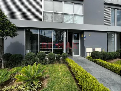 Venta De Local Comercial Con Excelente Ubicación En Lince