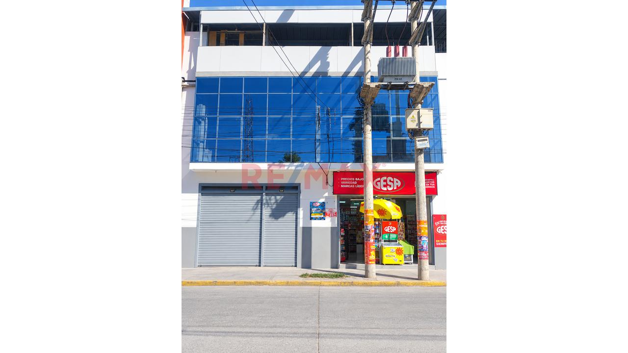 🏥 Local Comercial Para Clínica O Centro Médico – El Tambo