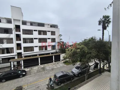 Alquilo Renovado Departamento De 55 M² Con Vista Parcial Al Mar En Magdalena