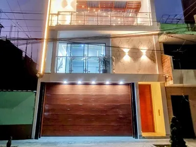 Venta de Casa en Trujillo - Trujillo 5 Dormitorios 