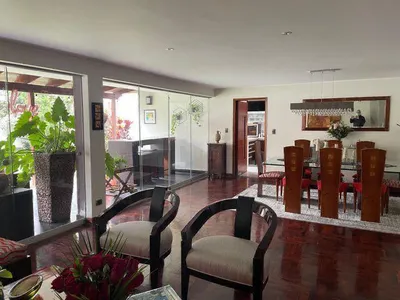 Venta de Casa en Miraflores - Lima 5 Dormitorios