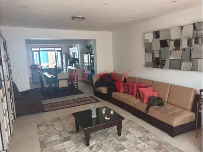 En Alquiler: Casa En Esquina Para Uso Comercial - Puente Piedra