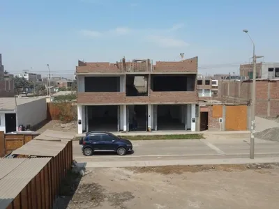 Venta de Casa en Carabayllo - Lima 4 Dormitorios 