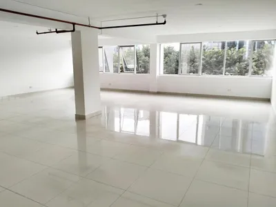 Alquiler de Oficina en San Isidro - Lima 0 Dormitorio 