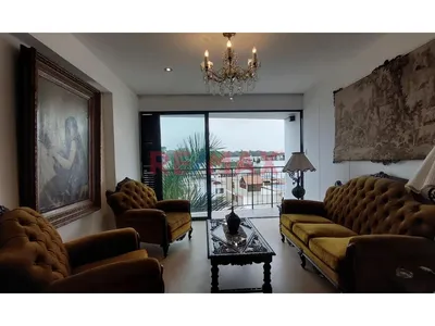 Vive En Barranco. En Un Moderno Departamento De Tres Habitaciones