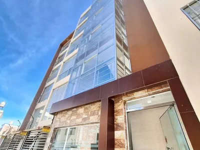 Departamento de 120m2 en Cayma 4P con ascensor y 02 cocheras