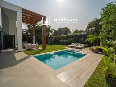 Venta de Casa en La Molina - Lima 5 Dormitorios 