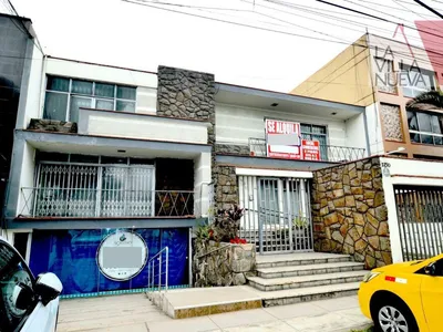 Venta de Local Comercial en San Isidro - Lima 0 Dormitorio 