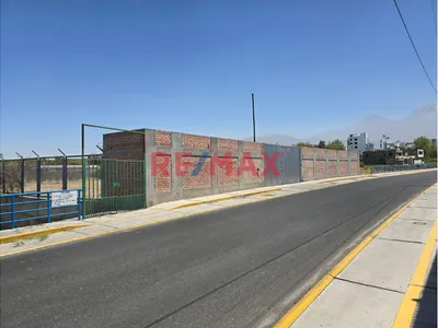Terreno En Alquiler En Cayma – Ubicación Estratégica Y Alto Potencial Comercial