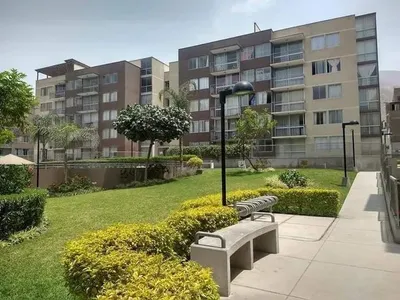 Venta de Departamento en Chaclacayo - Lima 3 Dormitorios 