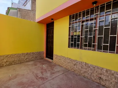 Casa En Venta En La Urbanizacion Las Brisas-Chiclayo
