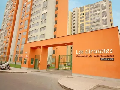 Venta de Departamento en Comas - Lima 3 Dormitorios 