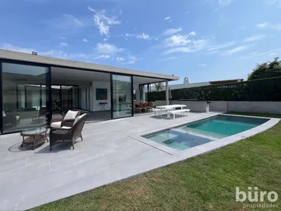 Venta de Casa en Asia - Cañete 5 Dormitorios