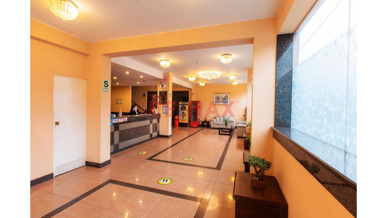 Se Vende Excelente Edificio De Muy Buena Construccion  En El Corazon De Santa Beatriz