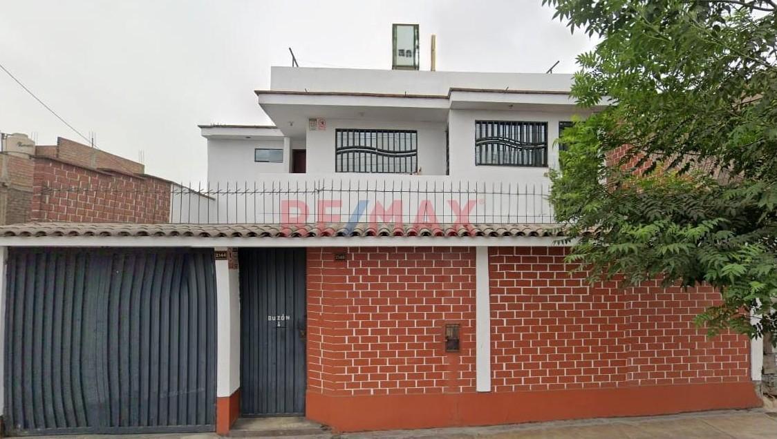 Venta de Casa en San Martín de Porres - Lima 17 Dormitorios 