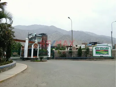 Venta De Casa En Golf Huampani