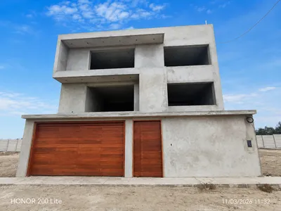 Amplia casa de 570 m² en casco gris en Residencial Santa Beatriz, Huanchaco