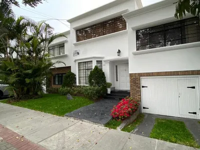 Venta de Casa en San Isidro - Lima 6 Dormitorios 