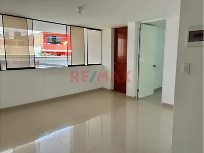 Estreno Venta De Departamento En Punta Negra