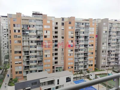 Venta de Departamento en Comas - Lima 3 Dormitorios