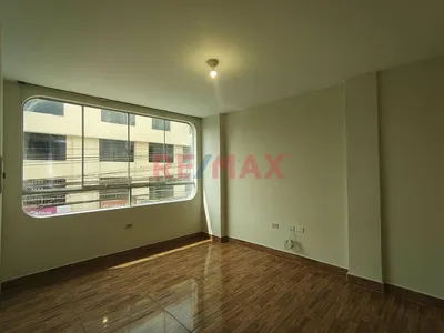 Se Alquila Minidepartamento En 3Er Piso, 2Dor-1Baño