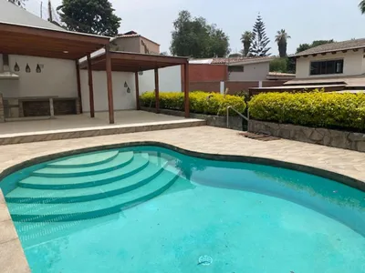 Venta de Casa en La Molina - Lima 4 Dormitorios