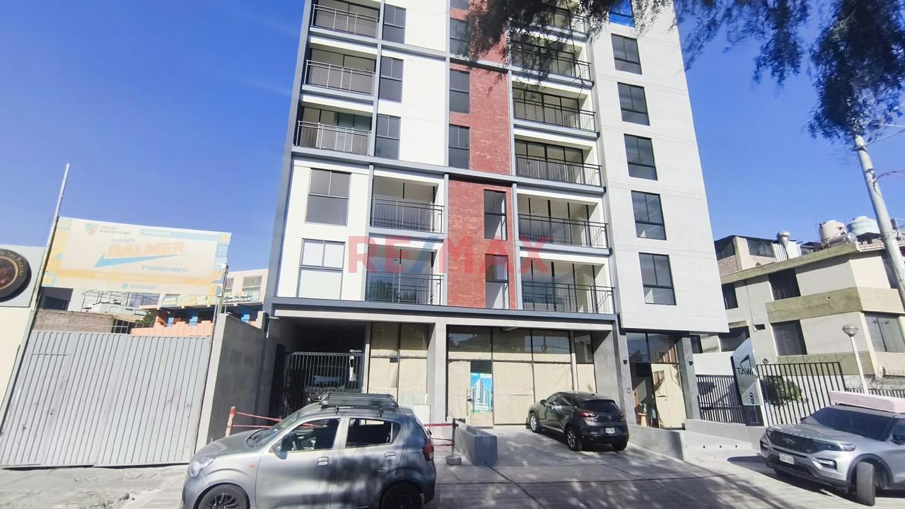 Departamento De Estreno En Alquiler, 7Mo Piso Con Cochera, Torre Tawa, Yanahuara