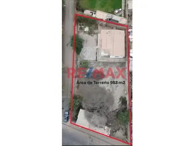 Terreno En Venta Ubicado En Una Esquina Con Dos Frentes En La Urb. Sta María De Chosica.