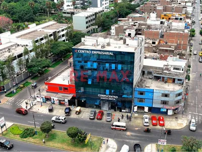 Oportunida Unica..Local Comercial En Venta, Excelente Ubicacion En Compucentro Santa Anita