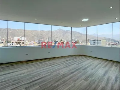 Venta de Departamento en Ate - Lima 3 Dormitorios