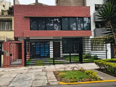 Venta de Departamento en Miraflores - Lima 6 Dormitorios