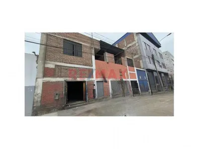 Venta de Local Industrial en Independencia - Lima 0 Dormitorio 