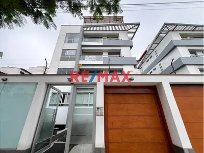 🏡✨Acogedor Y Amplio Departamento Flat Vista Externa Con Balcon Cerca Al Colegio Inmaculada - Surco ✨🏡