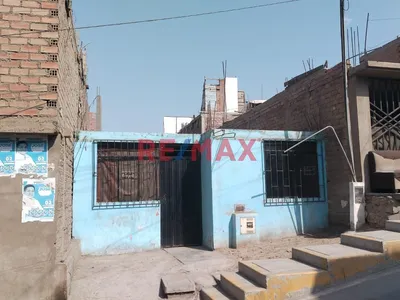Venta De Casa Como Terreno – Ventanilla