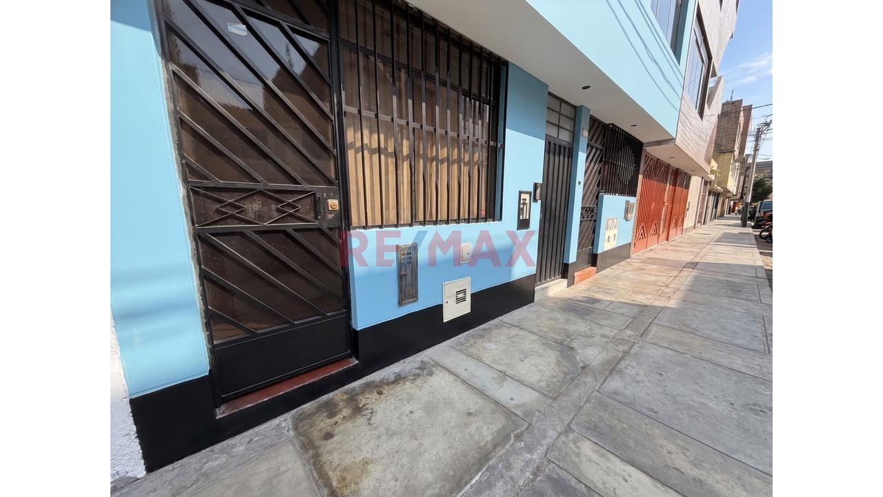 Se Vende Departamento Primer Piso En Los Olivos