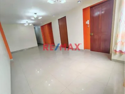 Amplio Departamento En Alquiler