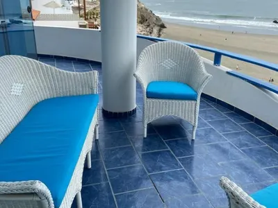 Venta de Casa de Playa en Cerro Azul - Cañete 8 Dormitorios 