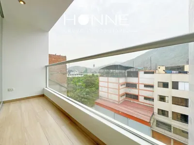 Venta de Departamento en Ate - Lima 3 Dormitorios