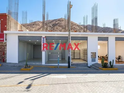 Locales Comerciales De Estreno En Alquiler, Carretera Yura, Ciudad De Dios