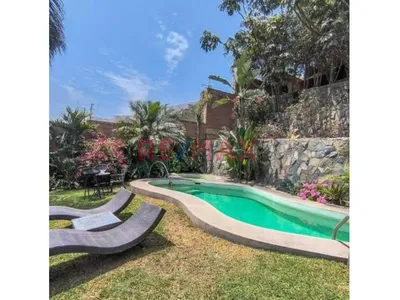 Venta Hermosa Residencia En La Planicie