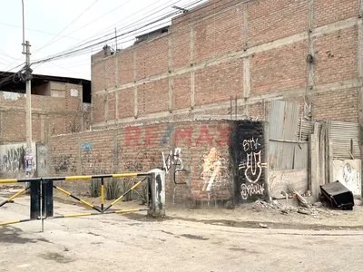 En Venta Terreno Urbano En Esquina
