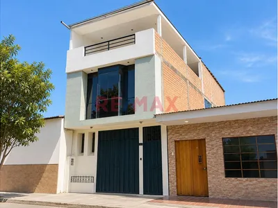 Vendo Edificio Comercial De 3 Niveles – Tarapoto - 5 Minutos Plaza De Armas