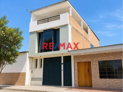 Vendo Edificio Comercial | A 3 Cdras De La Plaza De Armas De Tarapoto