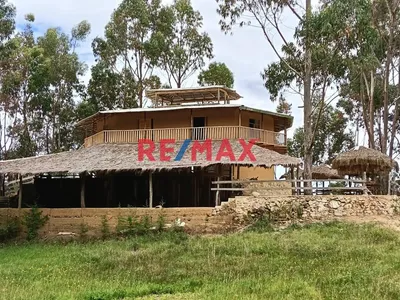 Se Alquila Casa De Campo Y Amplia Área De Terreno (23.000 M2) Km11 Carretera A Cumbe Mayo, Zona Urubamba, Cajamarca
