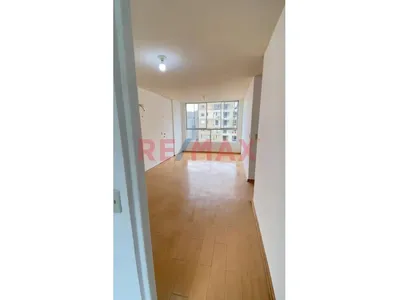 Venta De Amplio Depa De 3 Dormitorios En Condominio Las Casuarinas De Ventanilla