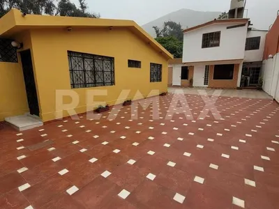 Venta de Casa en Chaclacayo - Lima 5 Dormitorios 