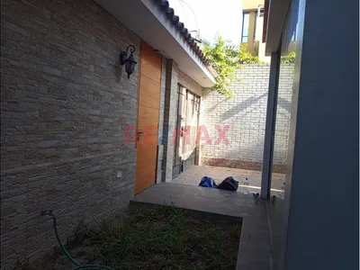 Vendo Hermosa Casa En Alfredo Mendiola -Los Olivos