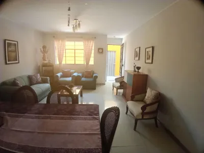 Venta de Casa en Los Olivos - Lima 7 Dormitorios