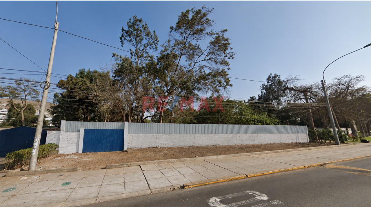🏡 Terreno De 2,640 M² En Golf Los Incas – Surco
